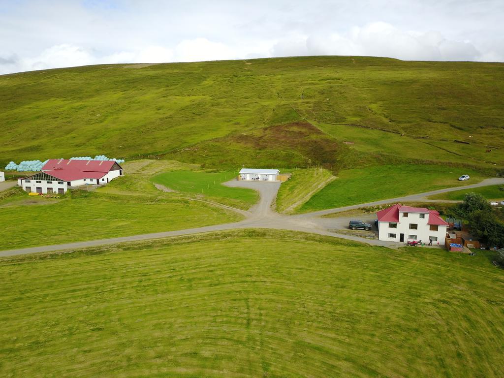 Guesthouse Brúnahlíð Athaldalur Exterior foto